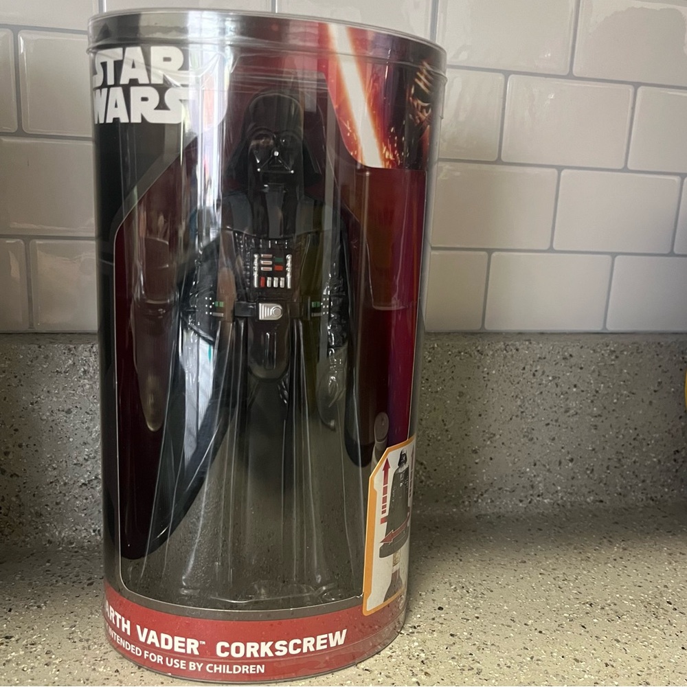 New In Box: Star Wars‎ • Darth Vader Wine Corkscrew
